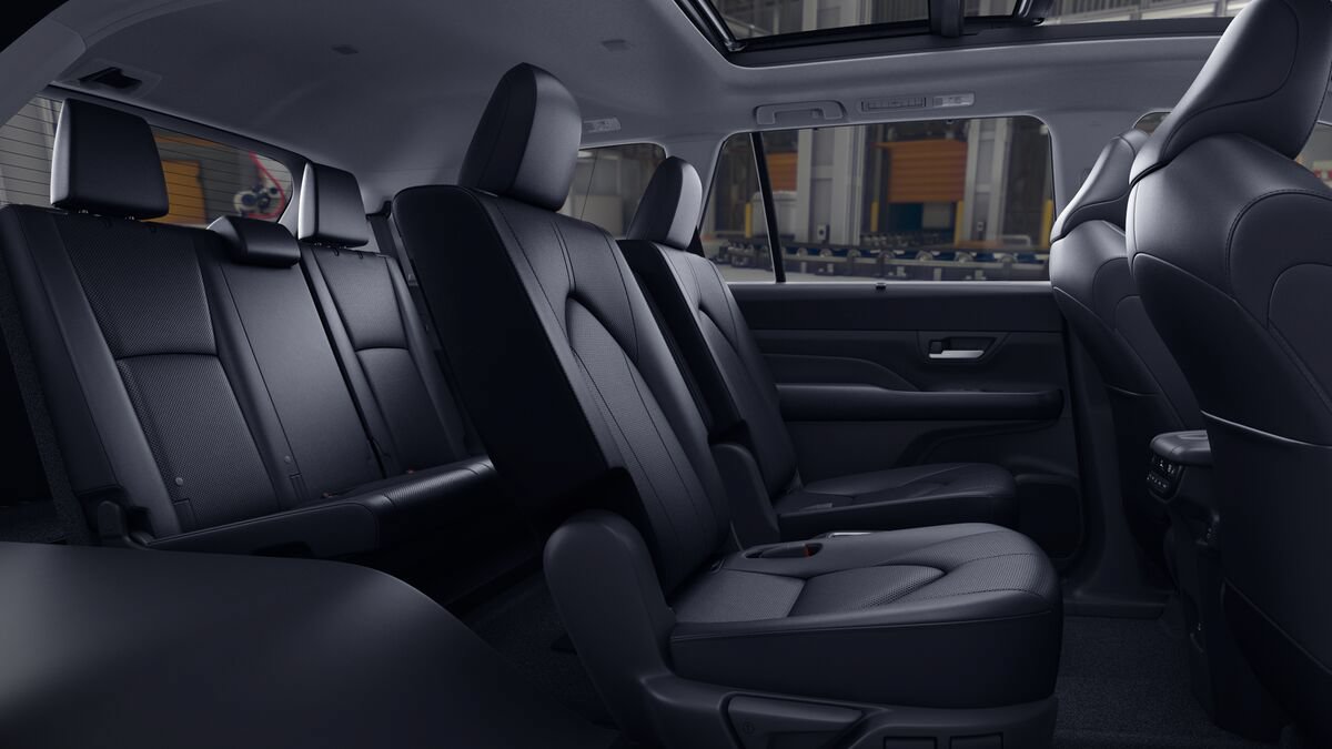 New 2026 Toyota Grand Highlander AWD Hybrid image 21