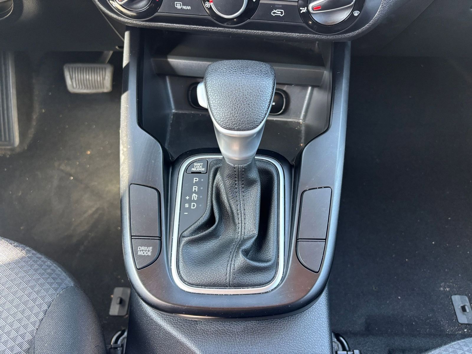 Used 2025 Kia Soul LX w/ LX Technology Package image 42