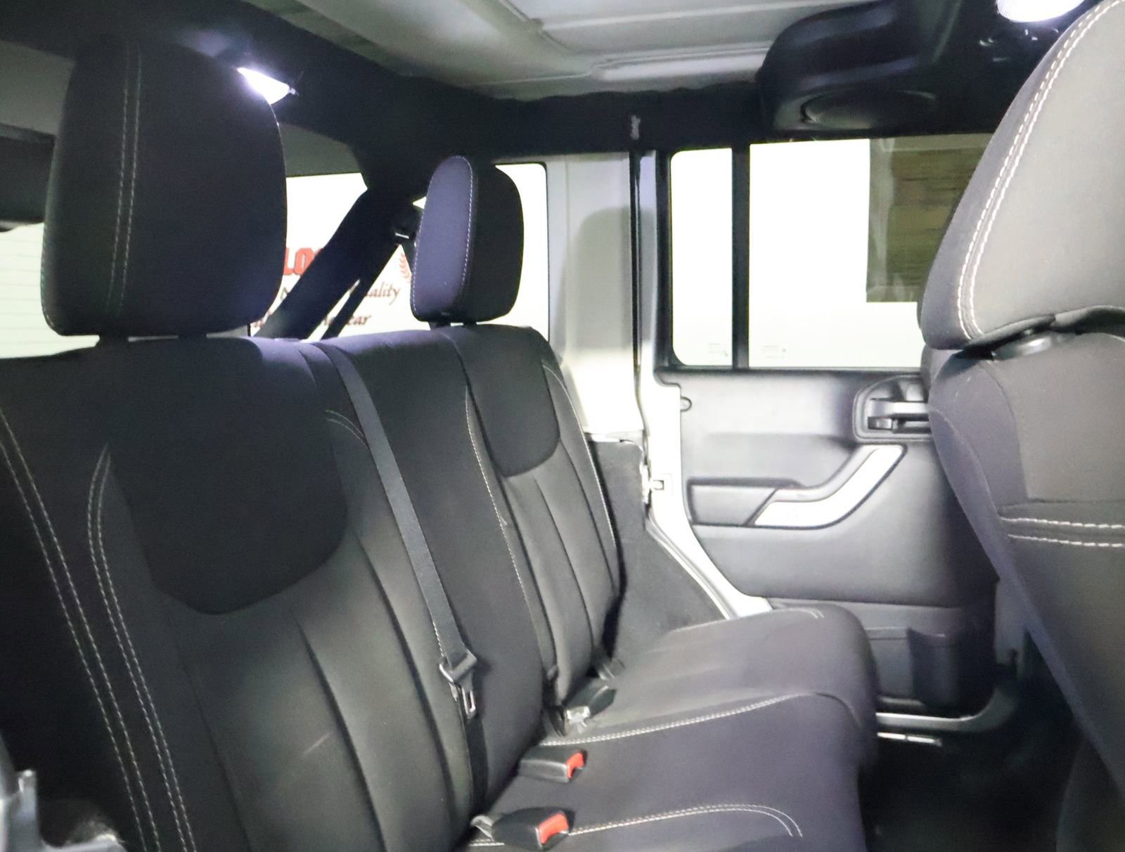 Used 2014 Jeep Wrangler Unlimited Sahara w/ Dual Top Group image 38