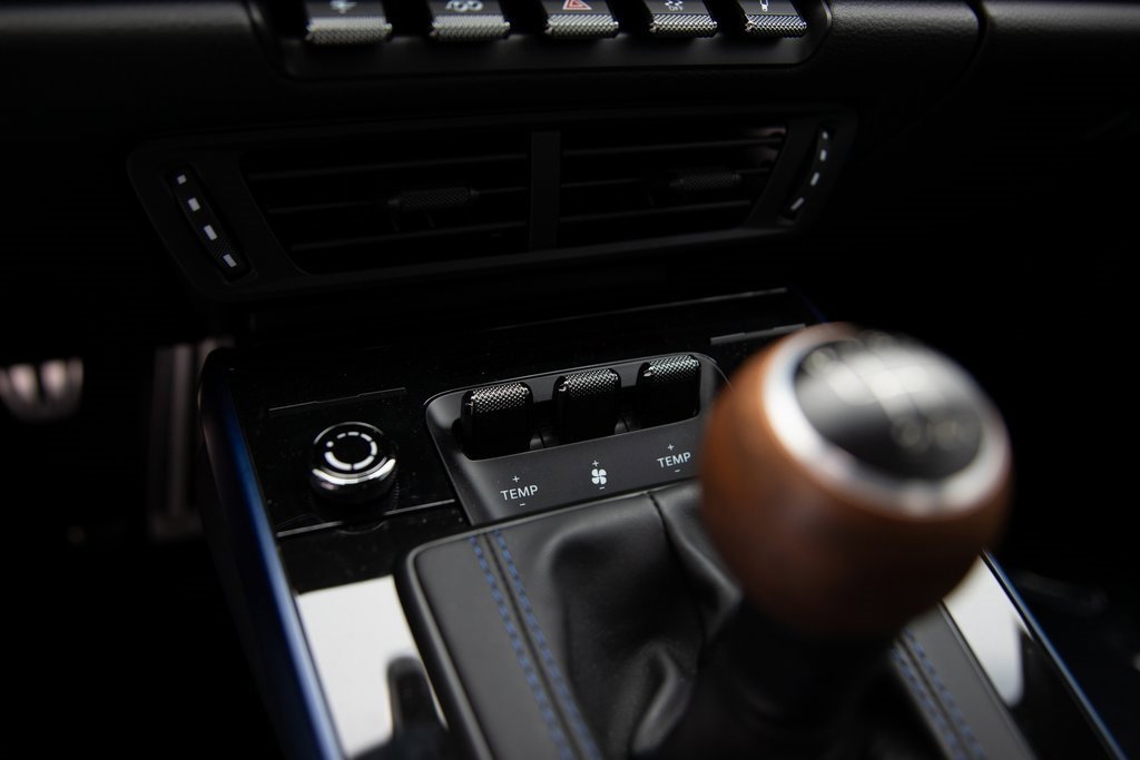 Certified 2025 Porsche 911 Carrera T image 14