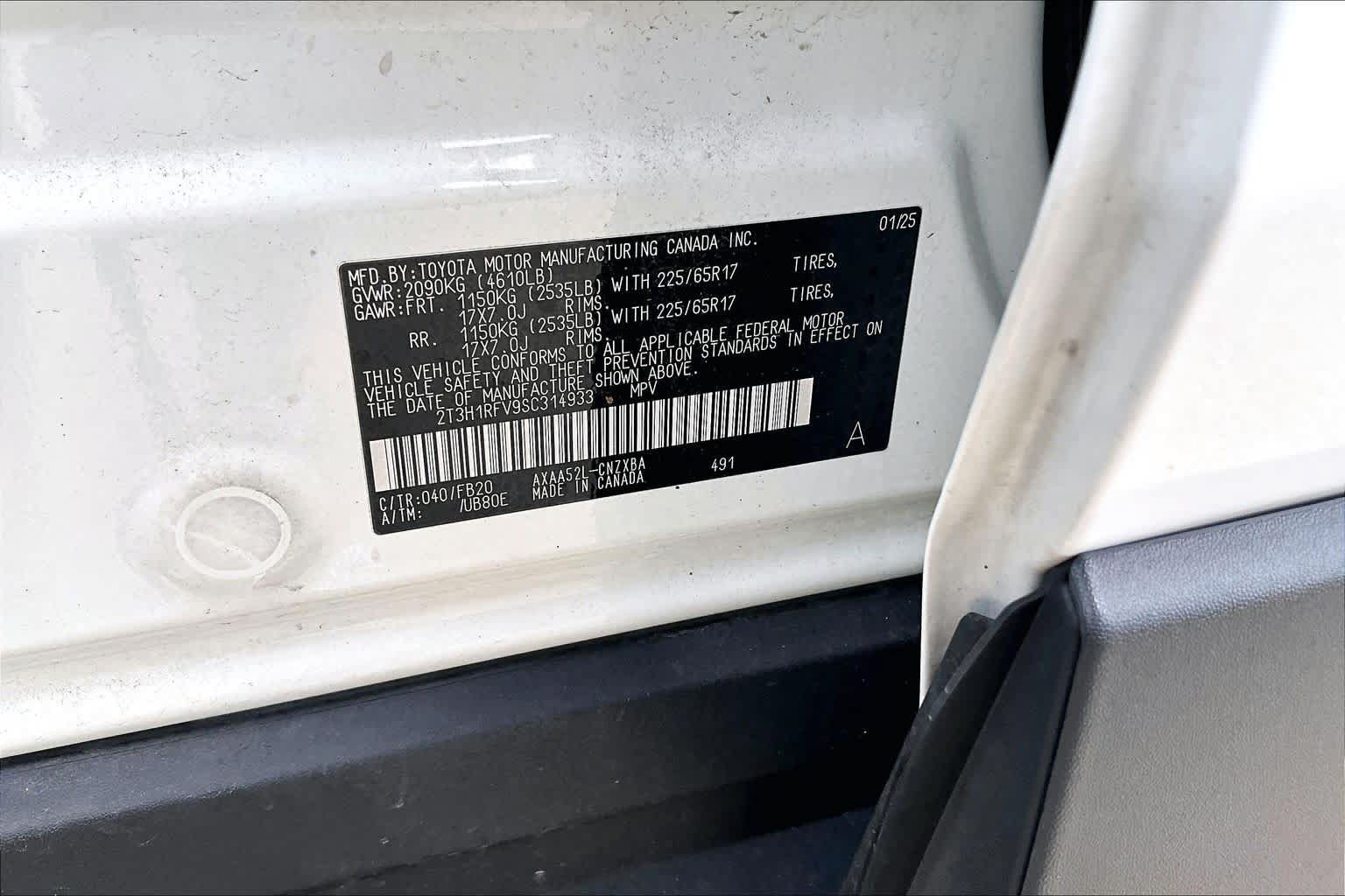 Used 2025 Toyota RAV4 LE FWD image 35
