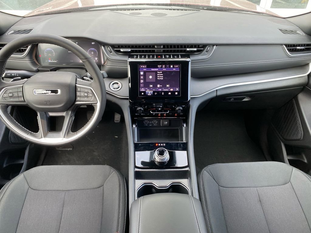 New 2025 Jeep Grand Cherokee L Laredo w/ Luxury Tech Group I AWD/4WD image 11