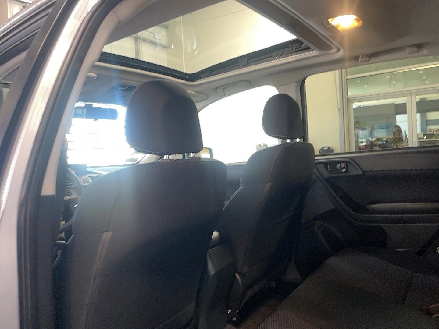 Used 2017 Subaru Forester 2.5i Premium image 7