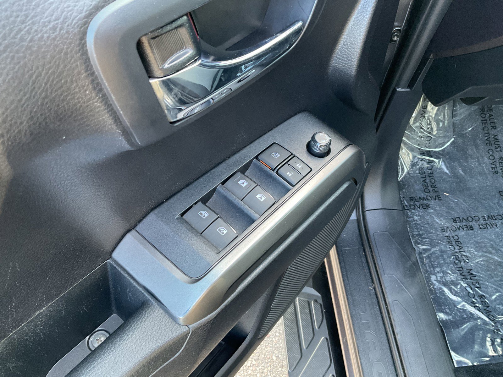 Used 2020 Toyota Tacoma TRD Sport image 22