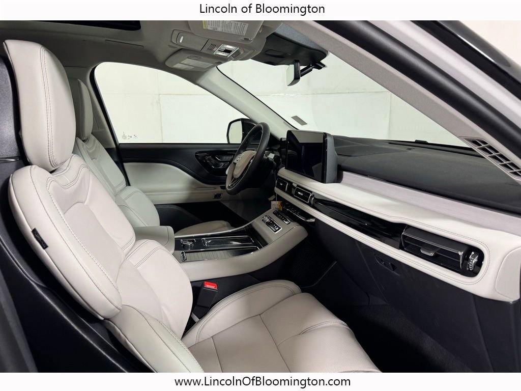 New 2026 Lincoln Aviator Reserve AWD/4WD image 15