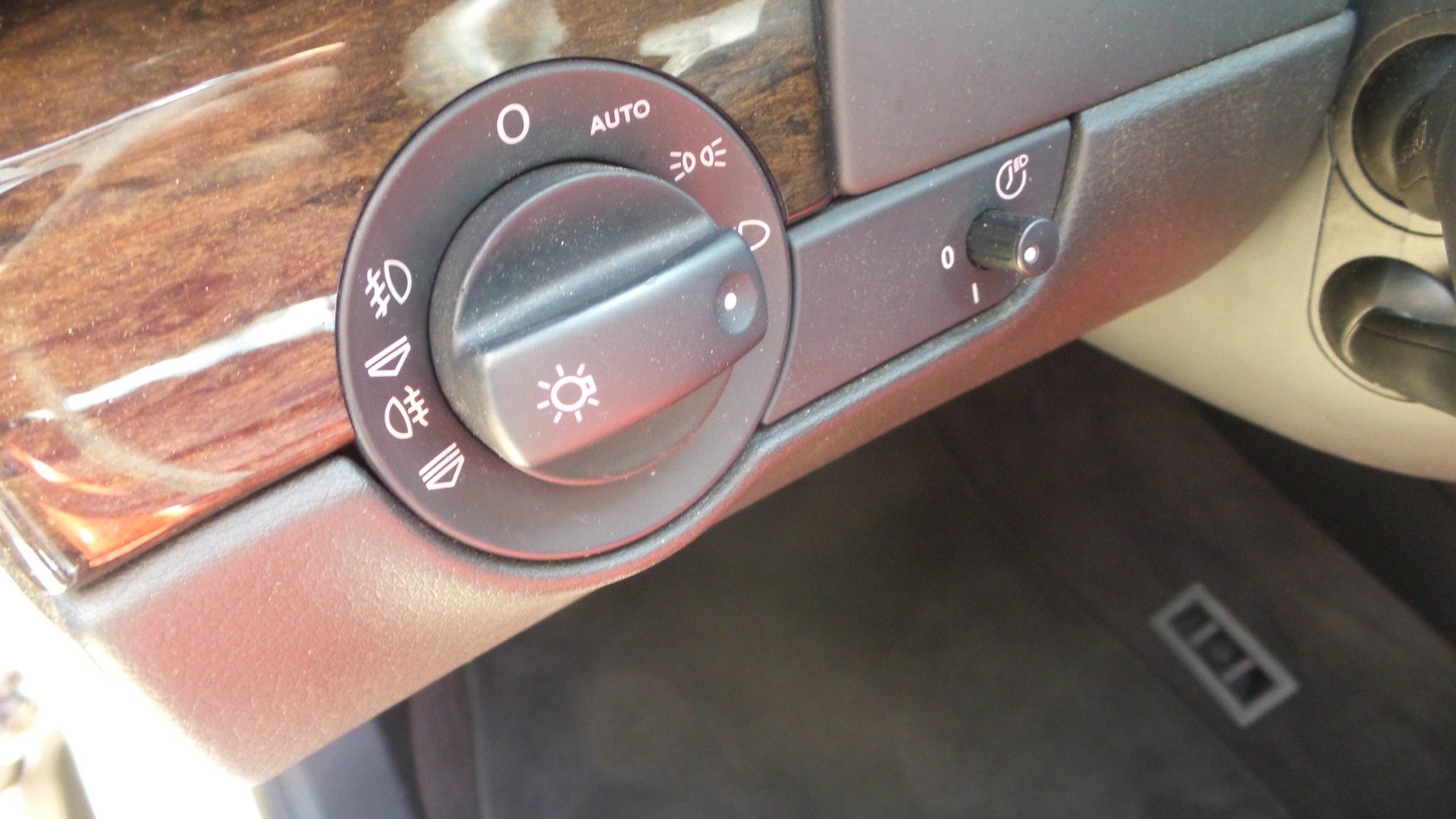 Used 2005 Audi S4 Cabriolet AWD/4WD image 36