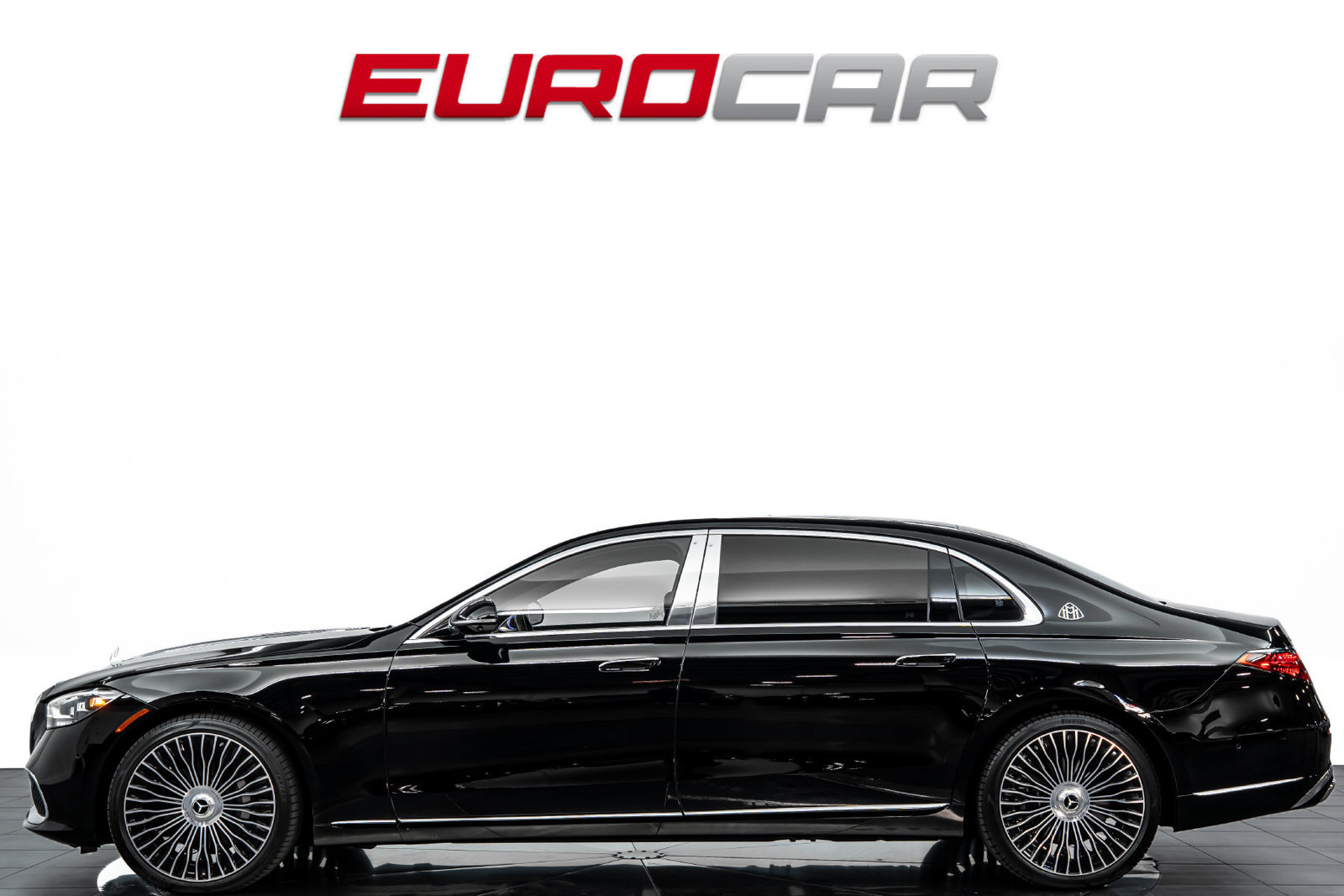 Used 2021 Mercedes-Benz Maybach S 580 4MATIC image 2