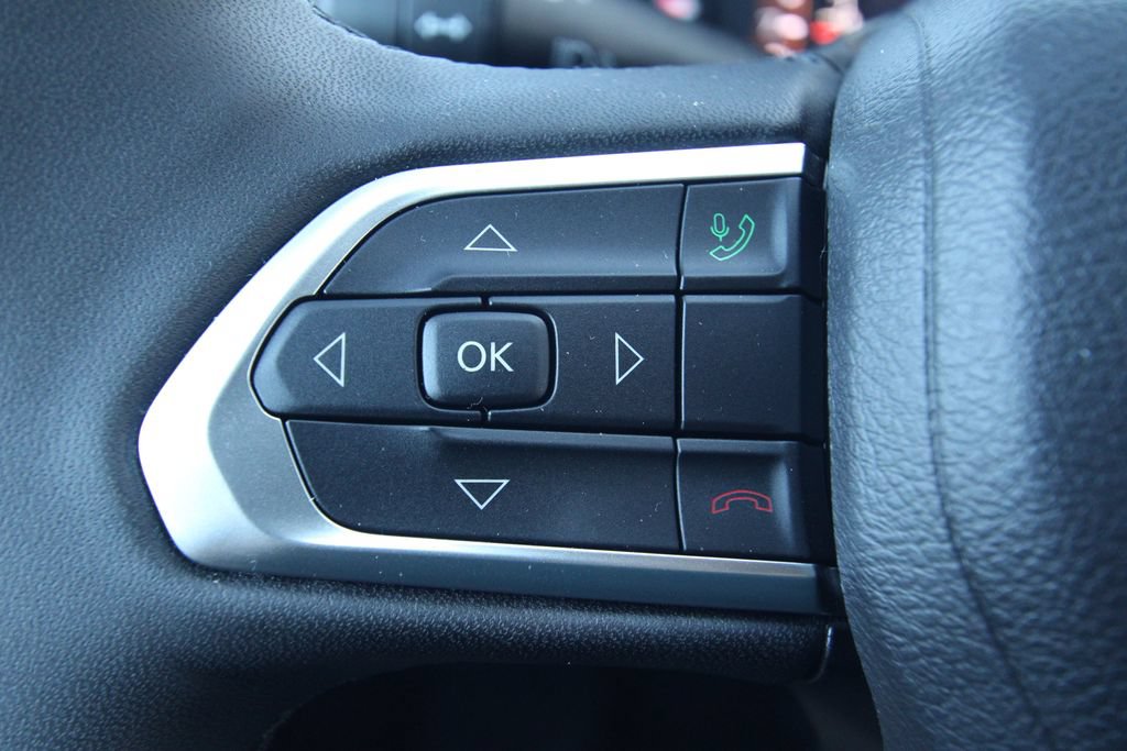 Used 2025 Jeep Compass Limited AWD/4WD image 20