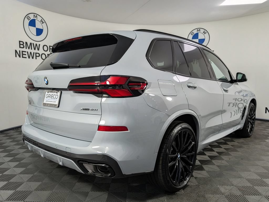 New 2026 BMW X5 xDrive40i w/ M Sport Package AWD/4WD image 6