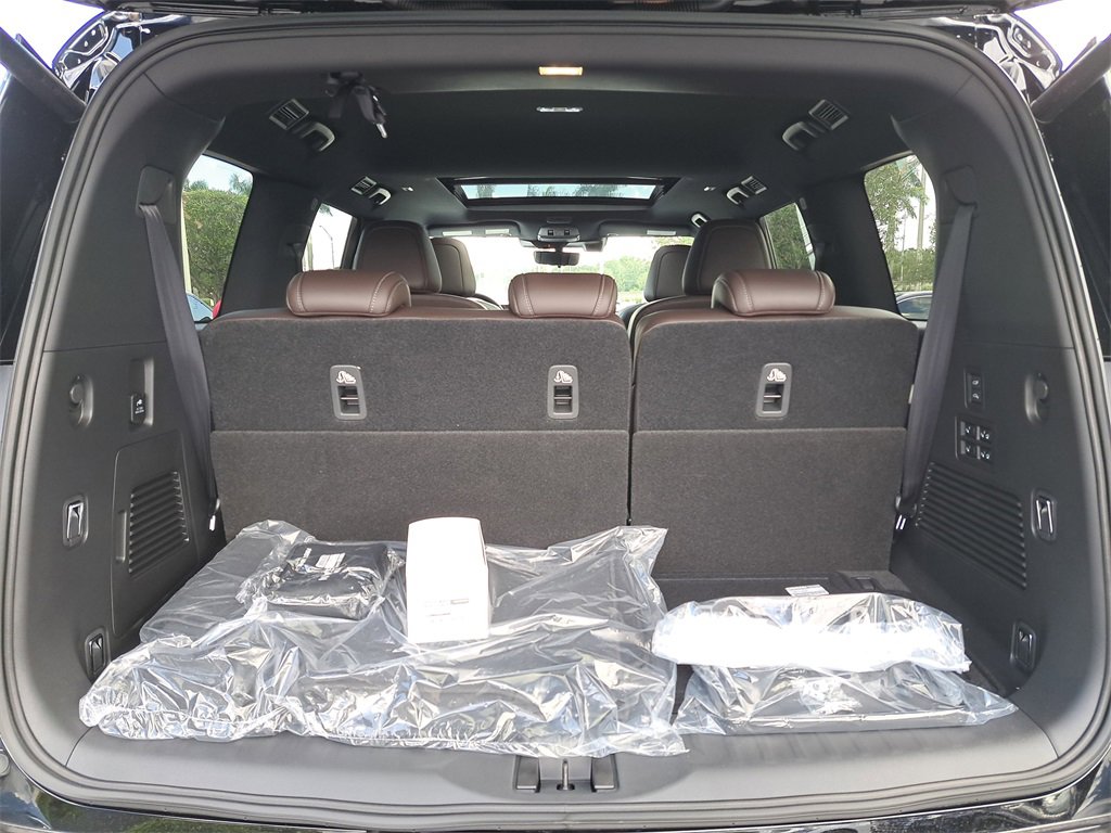 New 2026 Nissan Armada Platinum Reserve image 10