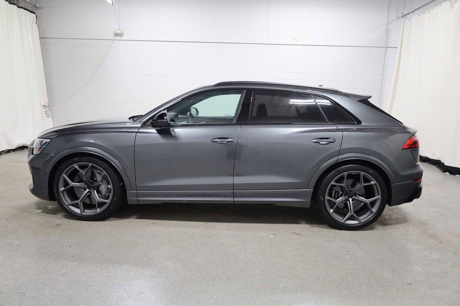 New 2026 Audi RS Q8 performance image 2