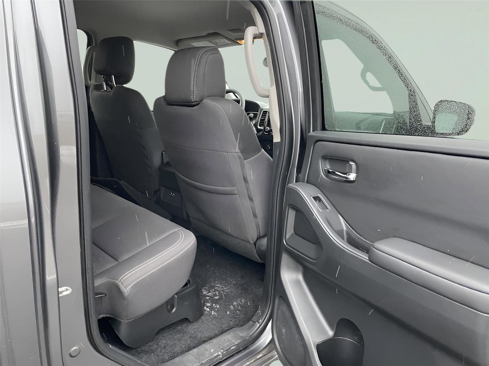 Used 2023 Nissan Frontier SV w/ Technology Package image 20