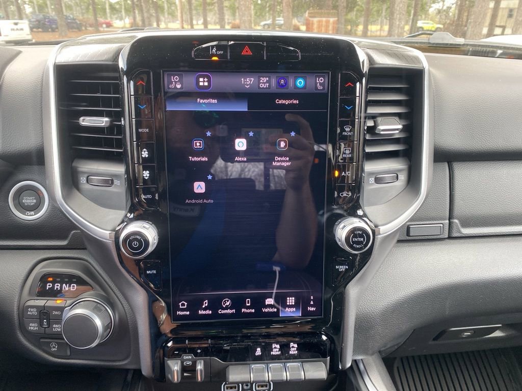 New 2026 RAM 1500 4x4 Crew Cab image 37