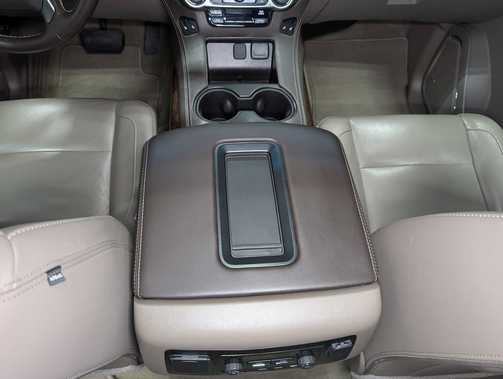 Used 2019 Chevrolet Tahoe LT AWD/4WD image 23