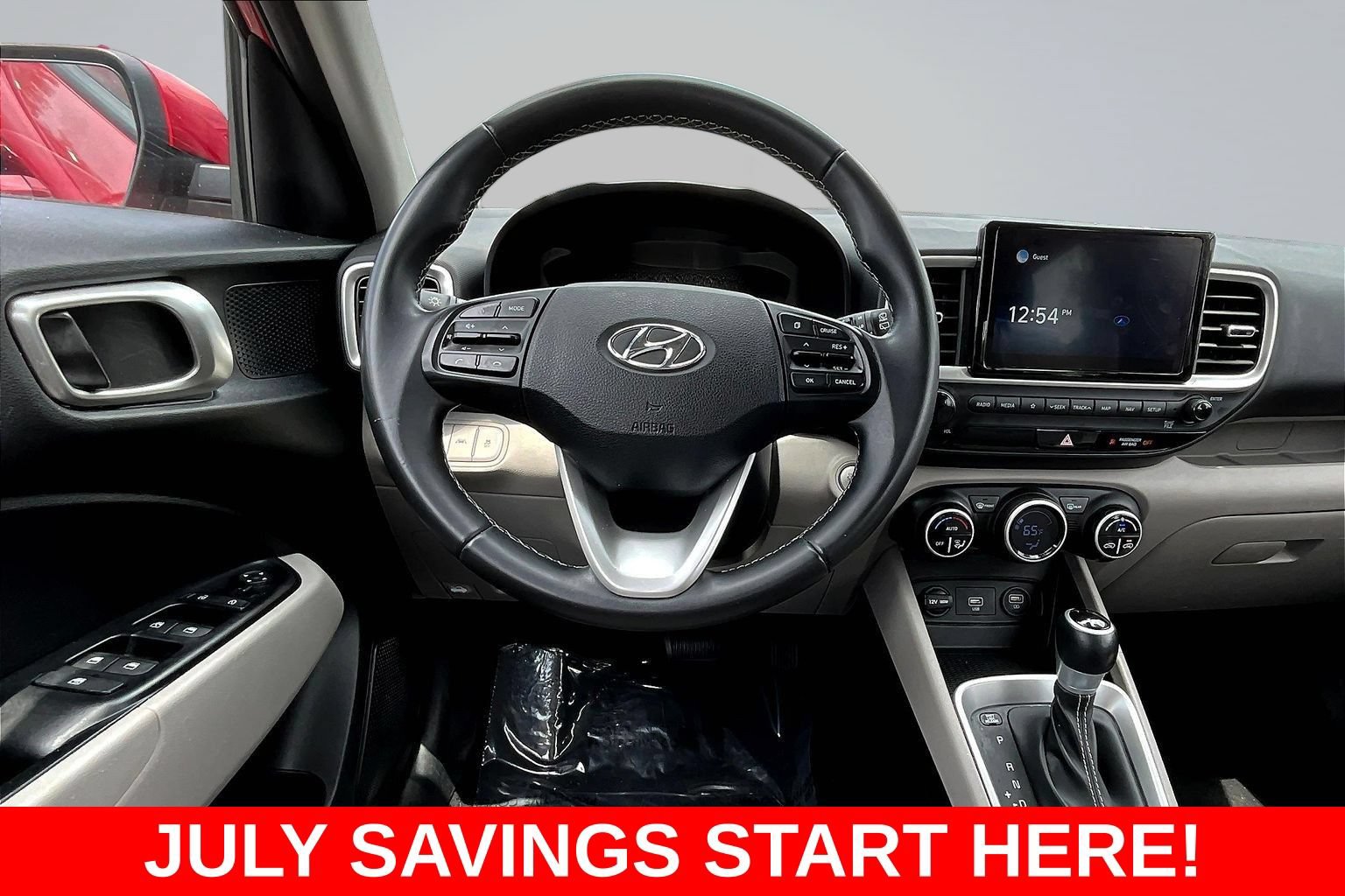Used 2021 Hyundai Venue SEL w/ Premium Package FWD image 10