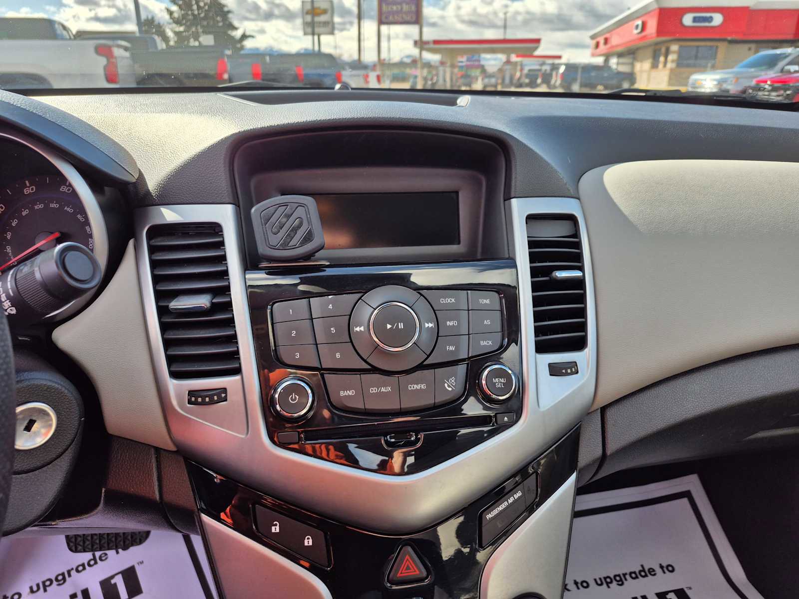 Used 2013 Chevrolet Cruze LS image 17