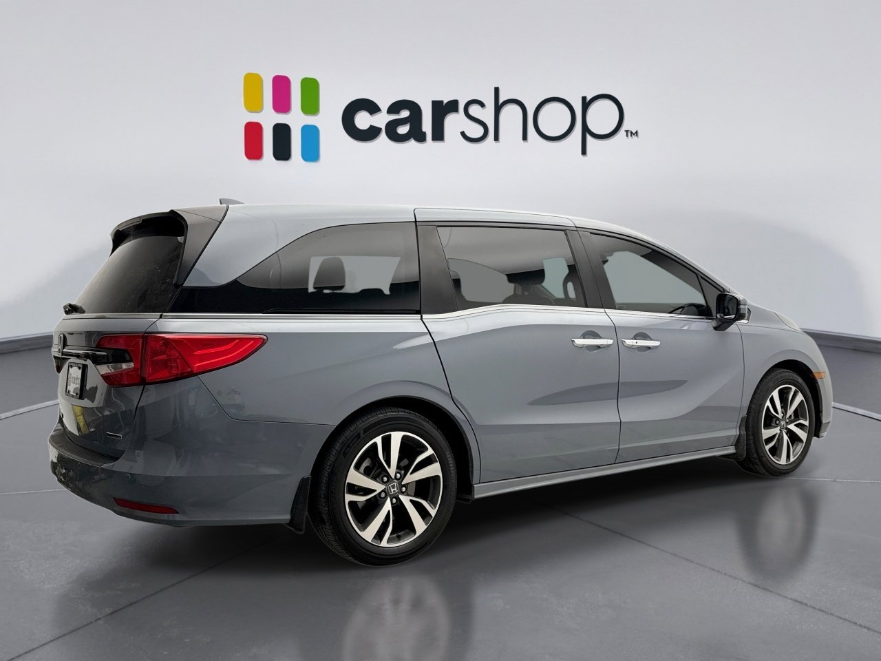 Used 2023 Honda Odyssey Touring image 5