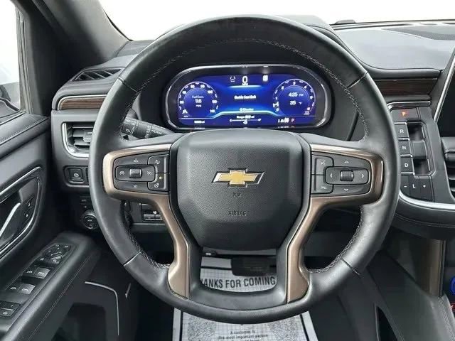 Used 2023 Chevrolet Suburban High Country image 24