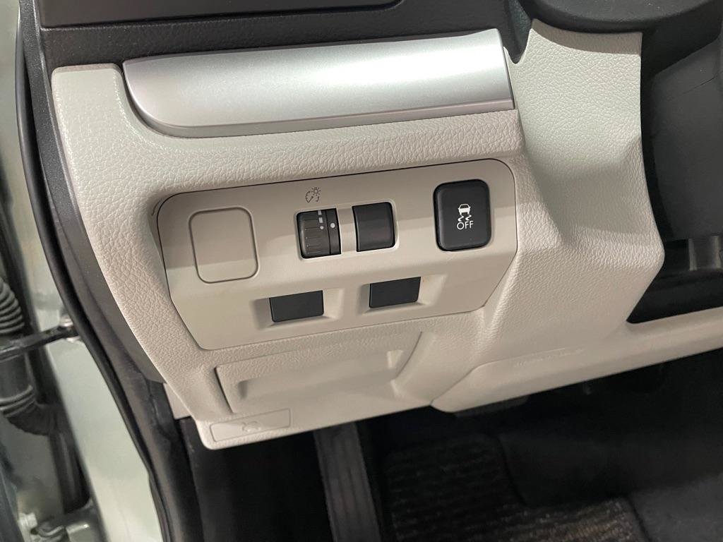 Used 2015 Subaru Forester 2.5i Premium AWD/4WD image 25