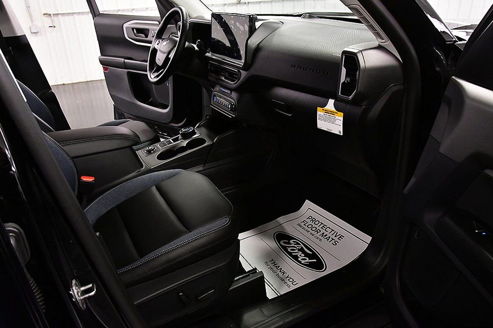New 2025 Ford Bronco Sport Outer Banks w/ Outer Banks Tech Package+ image 29