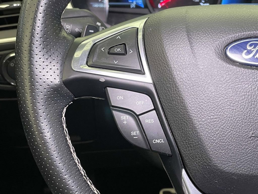 Used 2021 Ford Edge ST AWD/4WD image 31
