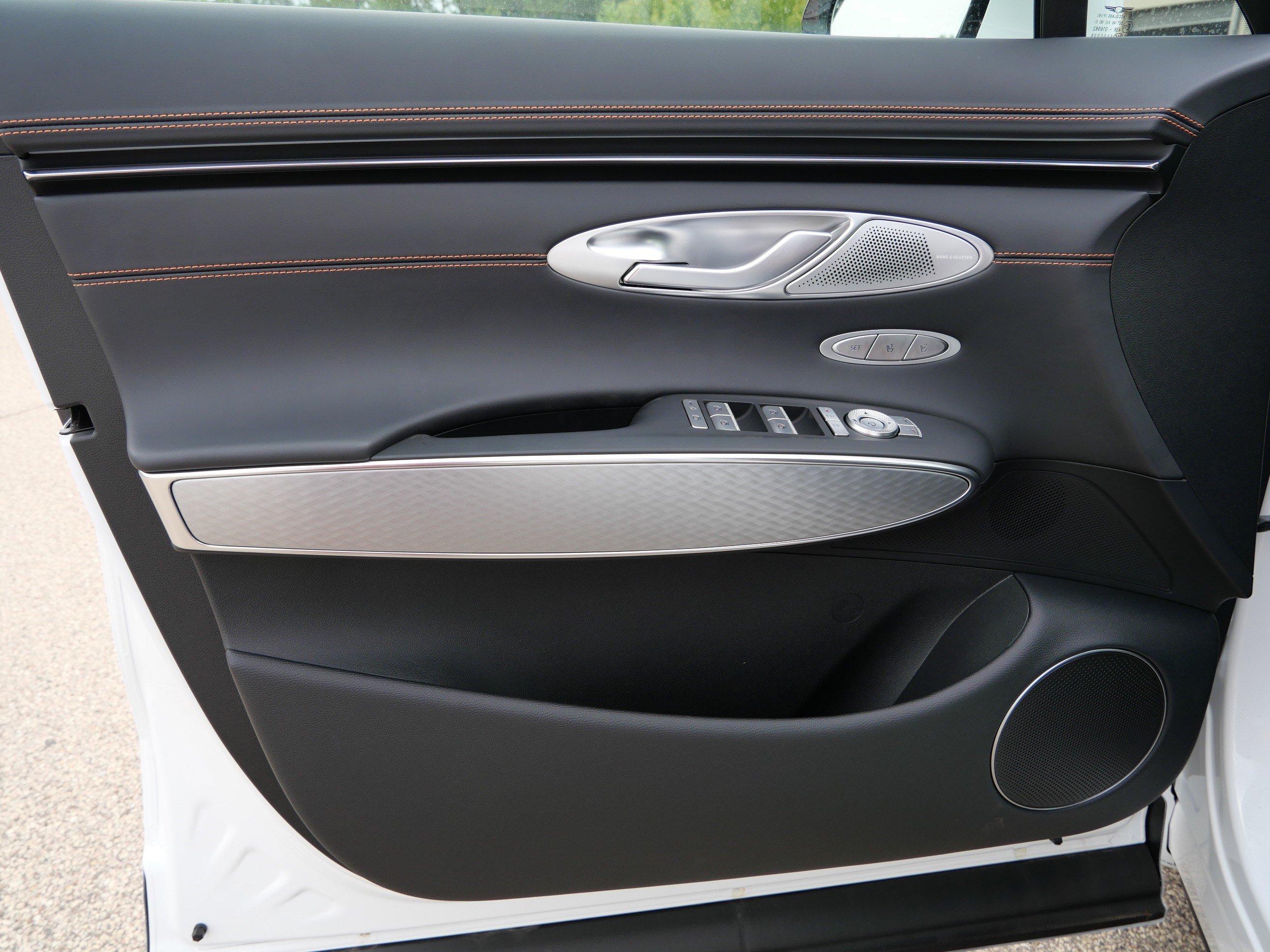 New 2026 Genesis GV70 2.5T Sport Prestige AWD/4WD image 4