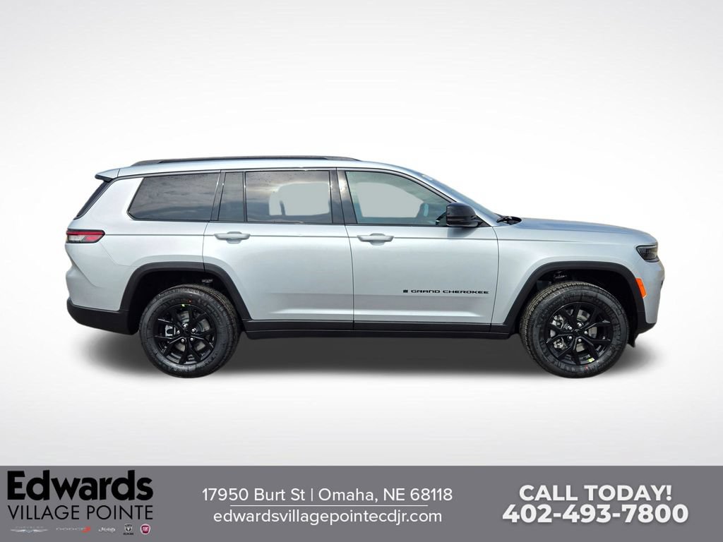 New 2026 Jeep Grand Cherokee L 4WD image 2