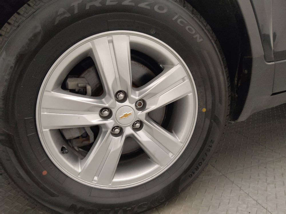 Used 2021 Chevrolet Trax LS w/ Tint and Cruise Package image 31