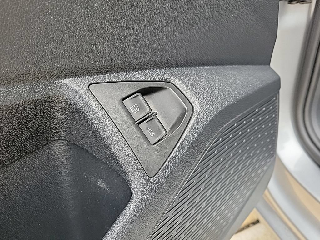 Used 2024 Volkswagen Jetta SE FWD image 29