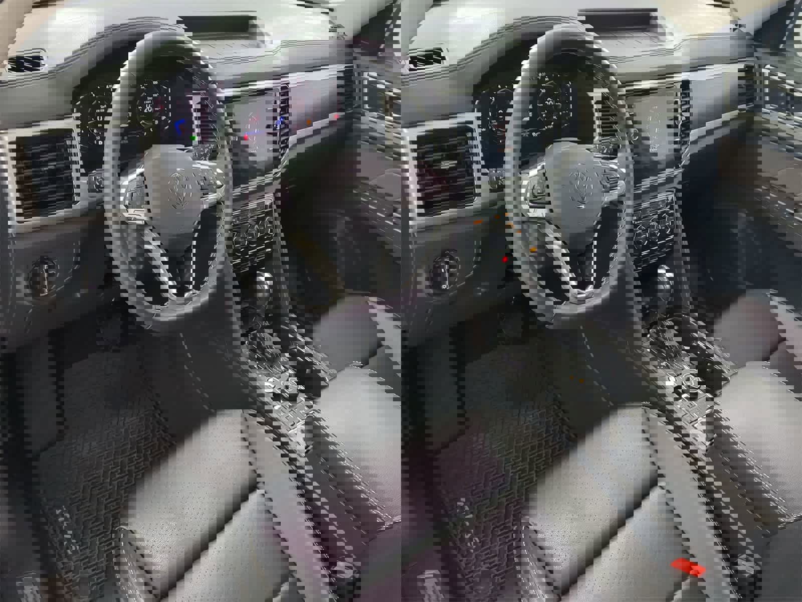 Used 2022 Volkswagen Atlas SE image 2