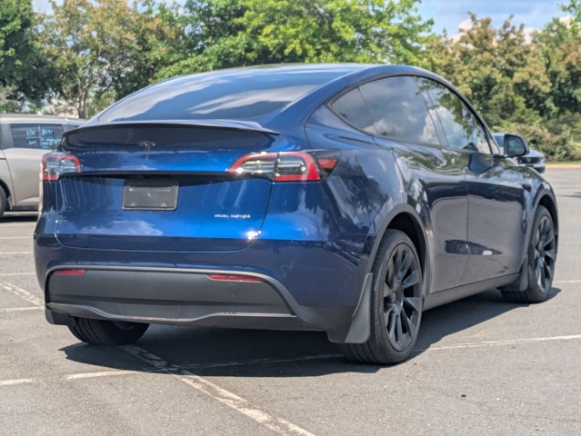 Used 2024 Tesla Model Y Long Range AWD/4WD image 5