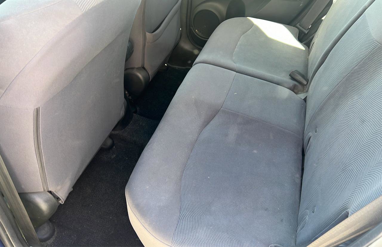 Used 2010 Honda Fit image 17