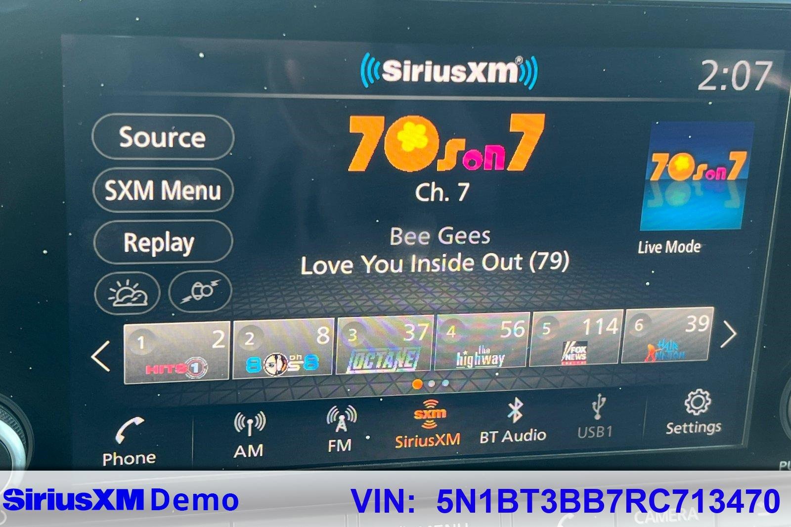 Used 2024 Nissan Rogue SV w/ SV Premium Package image 24