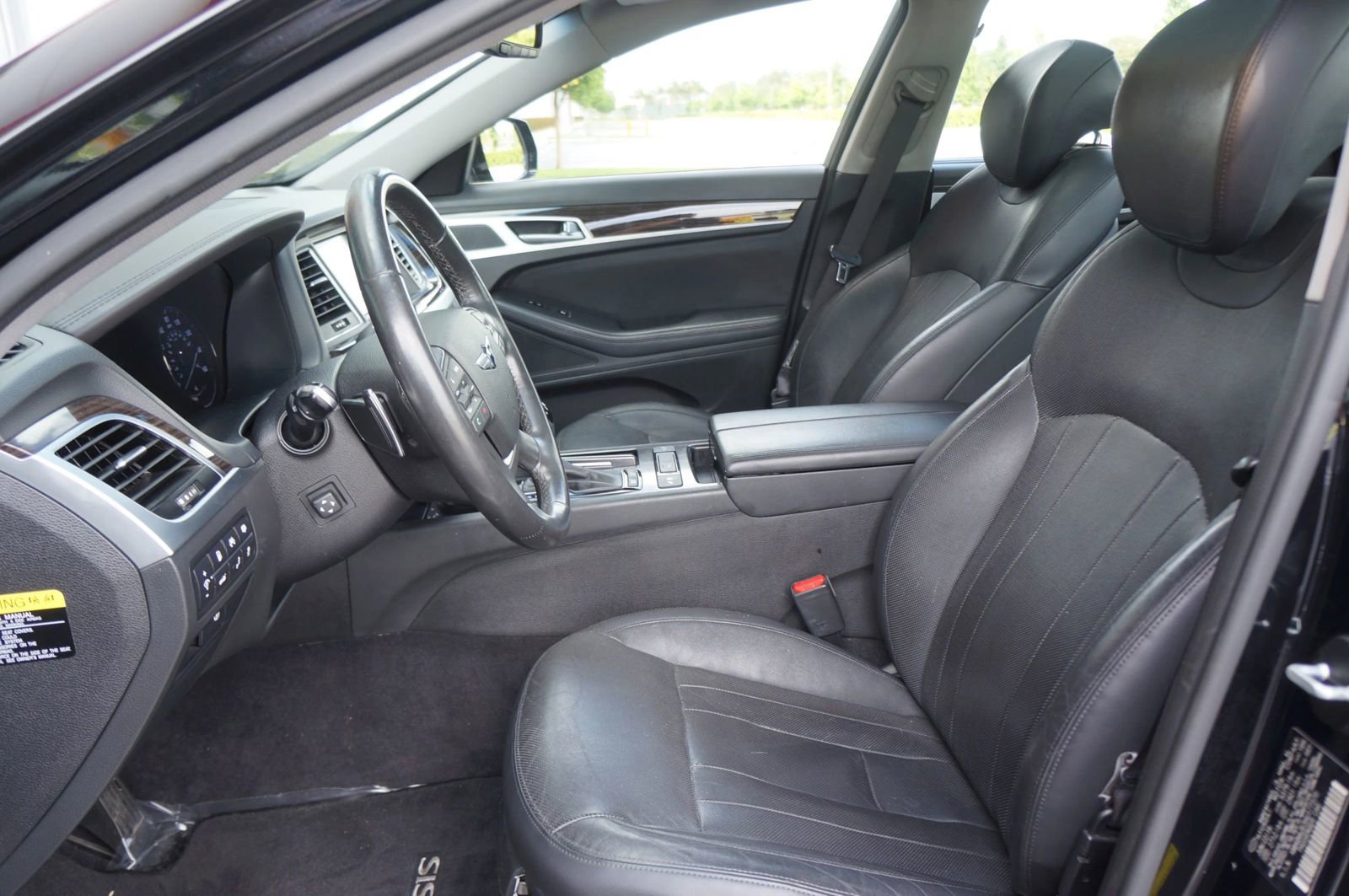 Used 2017 Genesis G80 3.8 w/ Option Group 02 image 21