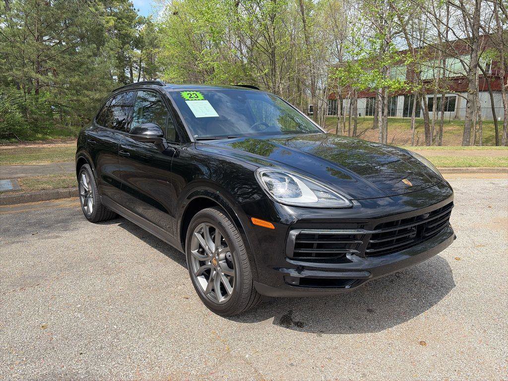 Used 2023 Porsche Cayenne Platinum Edition AWD/4WD image 7