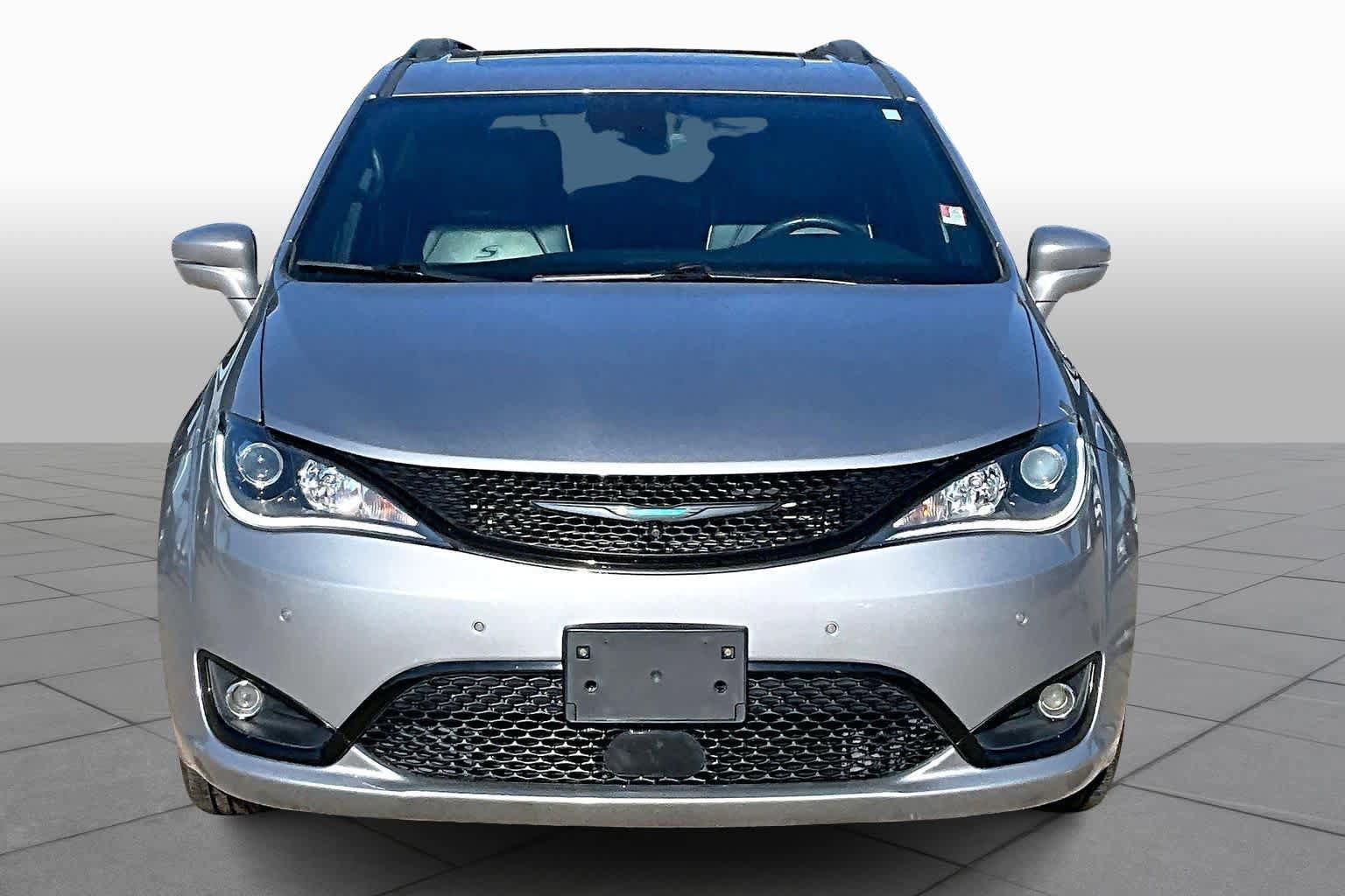 Used 2020 Chrysler Pacifica Limited w/ Advanced Safetytec Group image 5