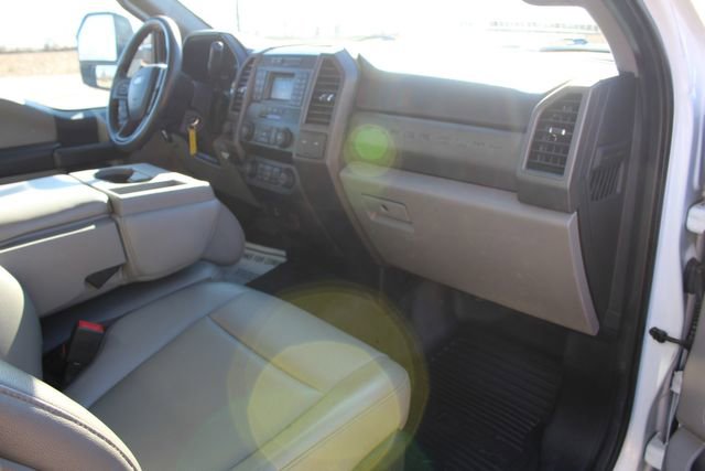 Used 2021 Ford F550 4x4 Regular Cab Super Duty image 22