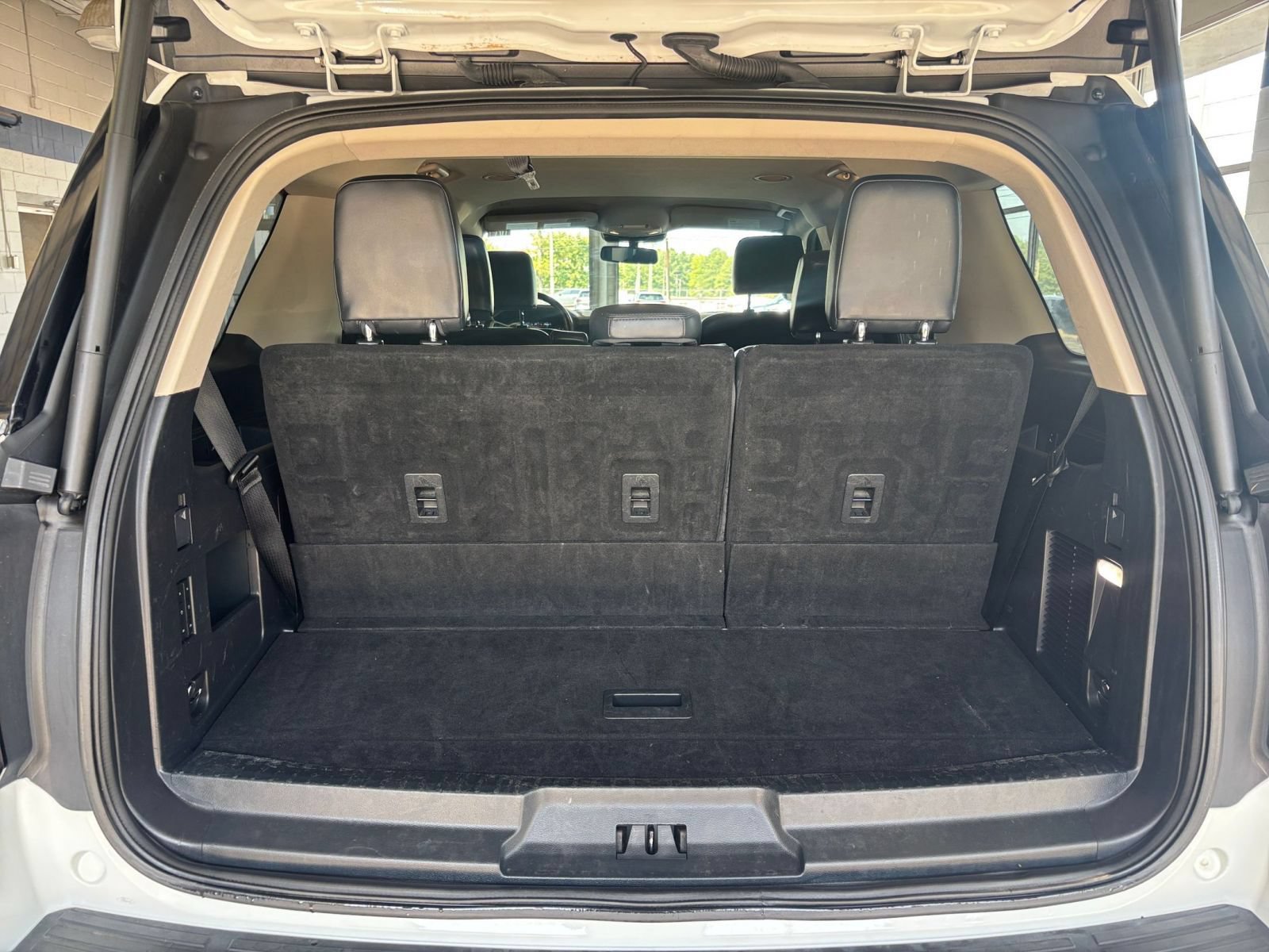 Used 2023 Ford Expedition XLT RWD image 34