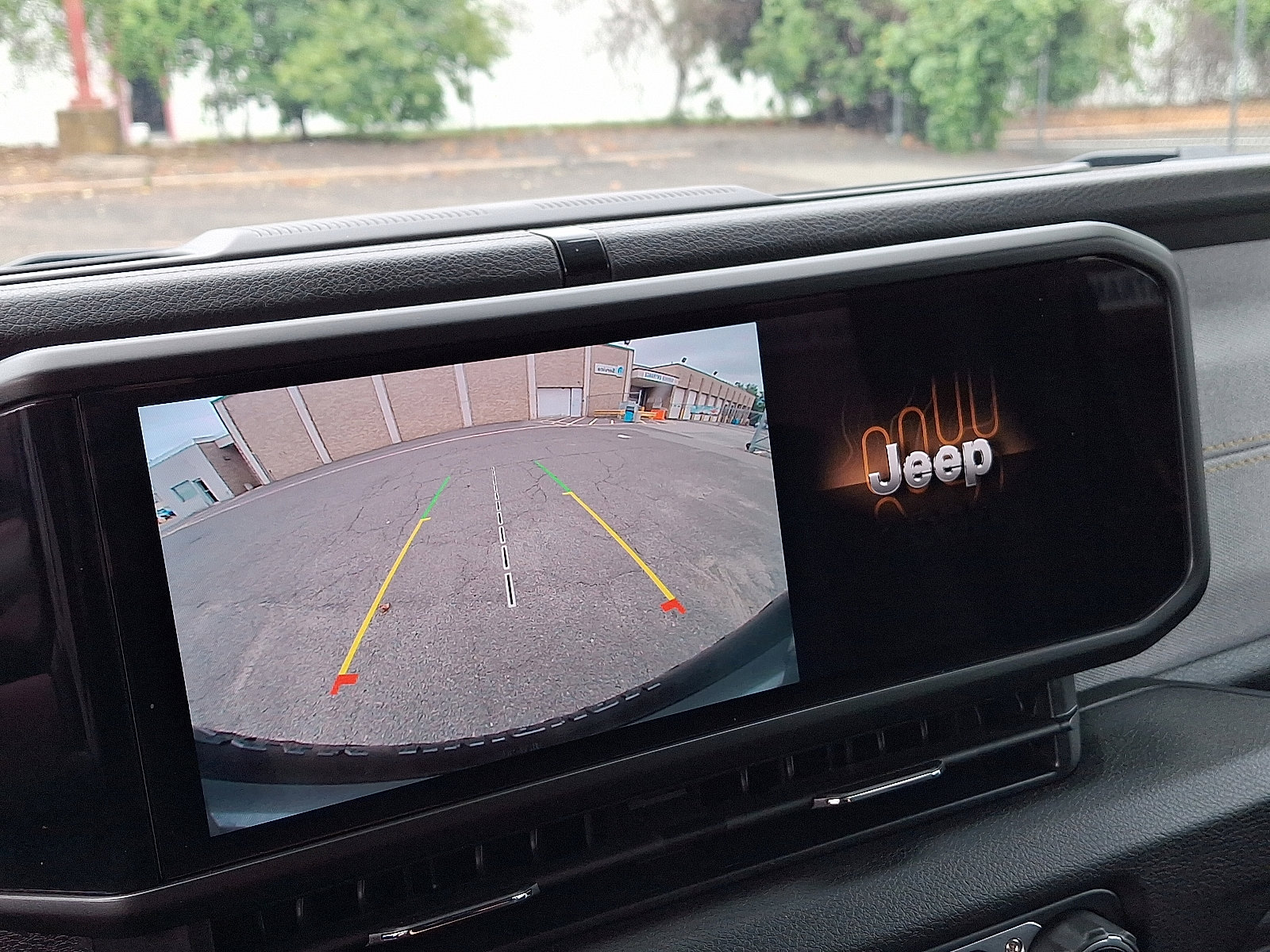 Used 2024 Jeep Wrangler Sport S image 18