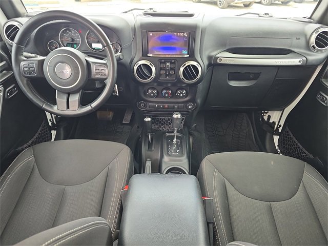 Used 2017 Jeep Wrangler Unlimited Sahara w/ Connectivity Group image 9