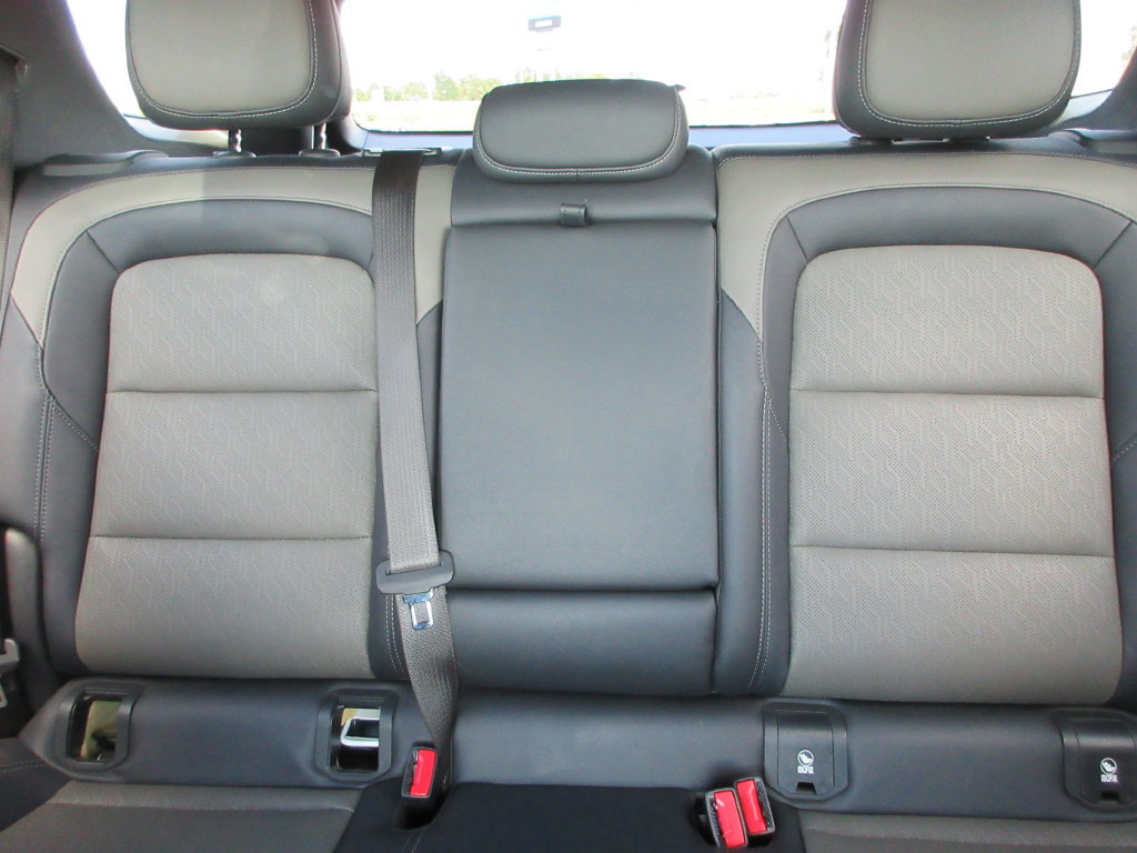 Certified 2025 Chevrolet Equinox LT w/ Convenience Package II FWD image 19