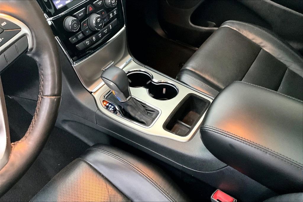 Used 2019 Jeep Grand Cherokee Limited w/ Luxury Group II image 16