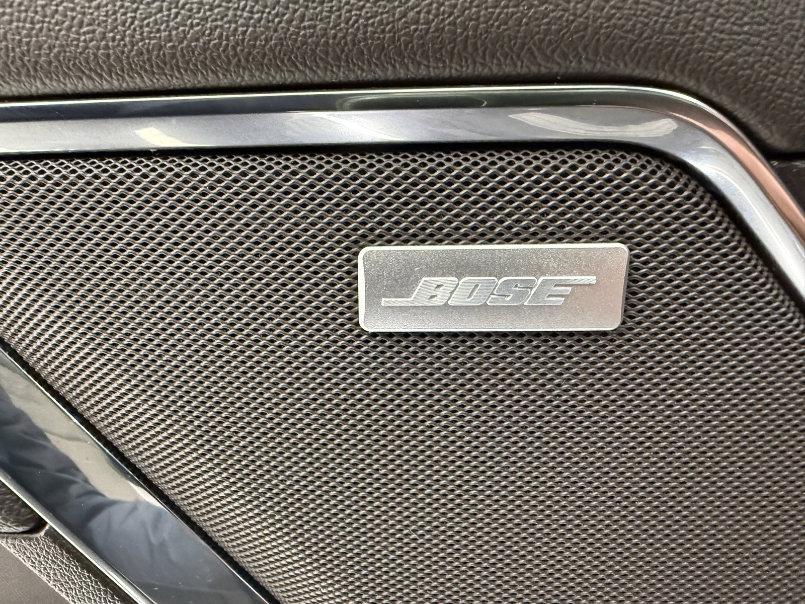 Used 2024 Chevrolet Silverado 1500 LTZ image 16