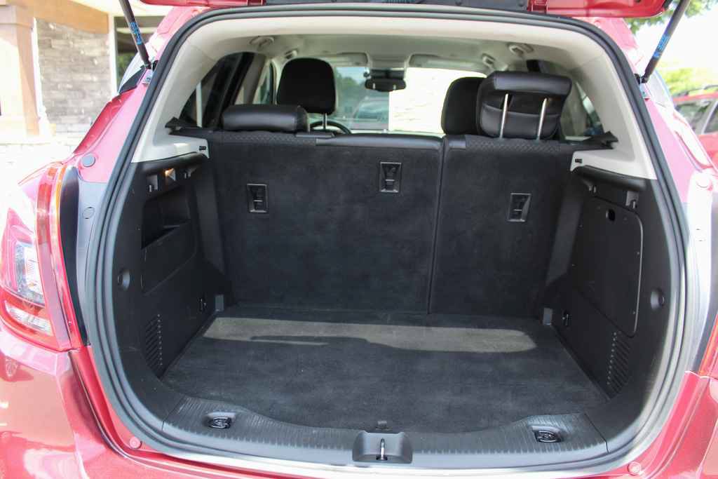 Used 2019 Buick Encore Preferred AWD/4WD image 7