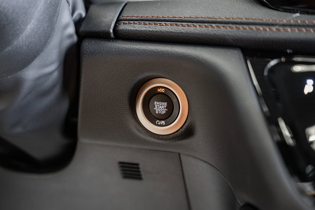 New 2026 Chrysler Pacifica Pinnacle image 23