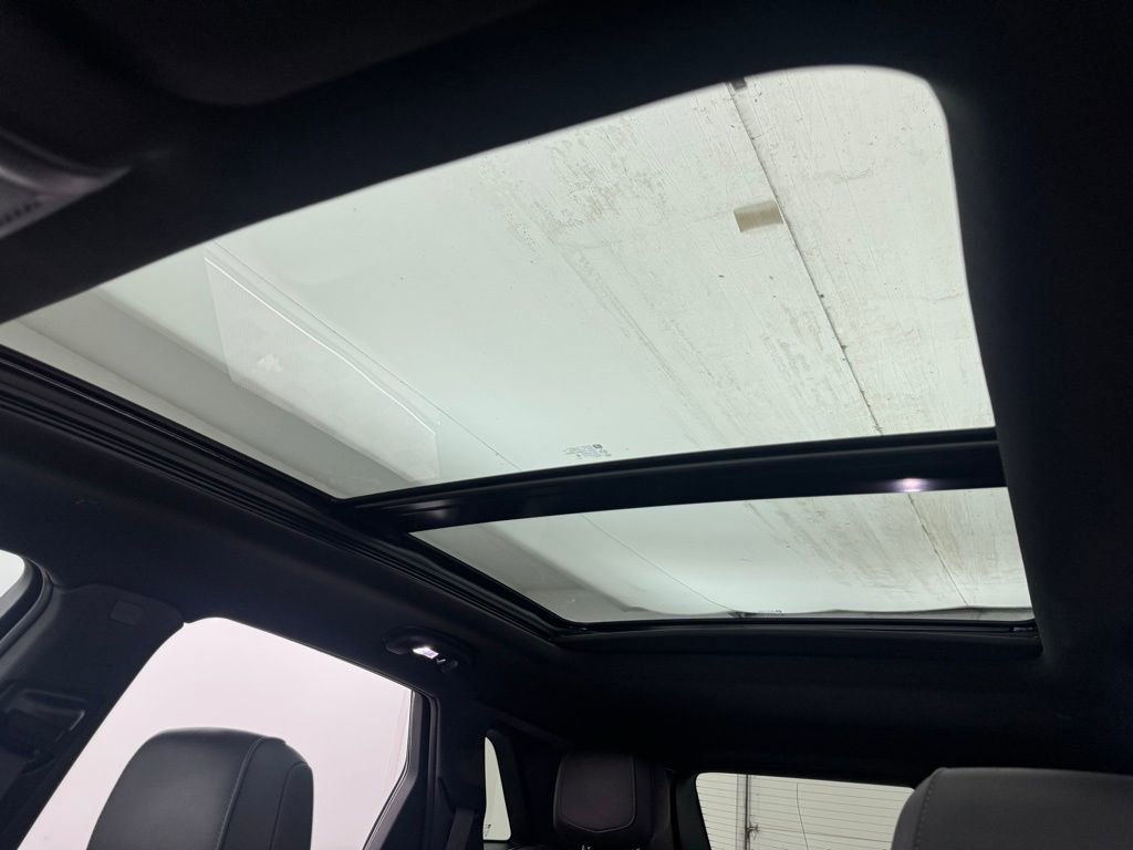 Used 2025 Cadillac XT5 Premium Luxury AWD/4WD image 5