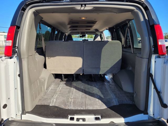 Used 2024 Chevrolet Express 3500 LT w/ LT Preferred Equipment Group image 23