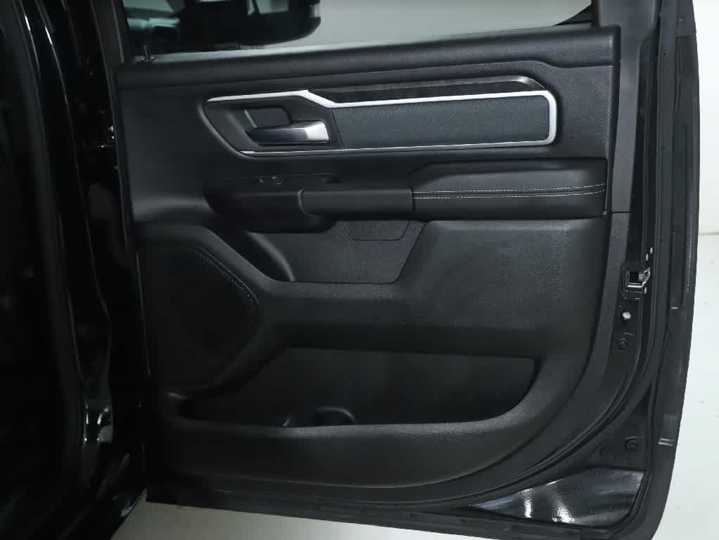 Used 2023 RAM 1500 Big Horn AWD/4WD image 31