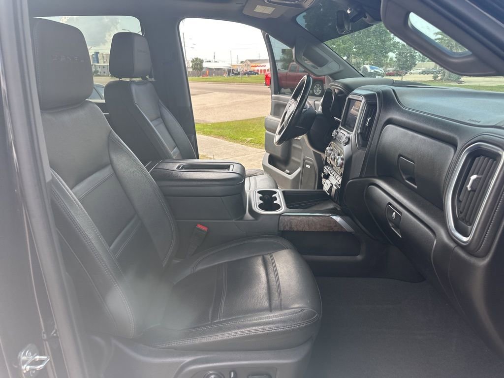 Used 2021 GMC Sierra 2500 Denali w/ Denali Black Diamond Edition AWD/4WD image 10