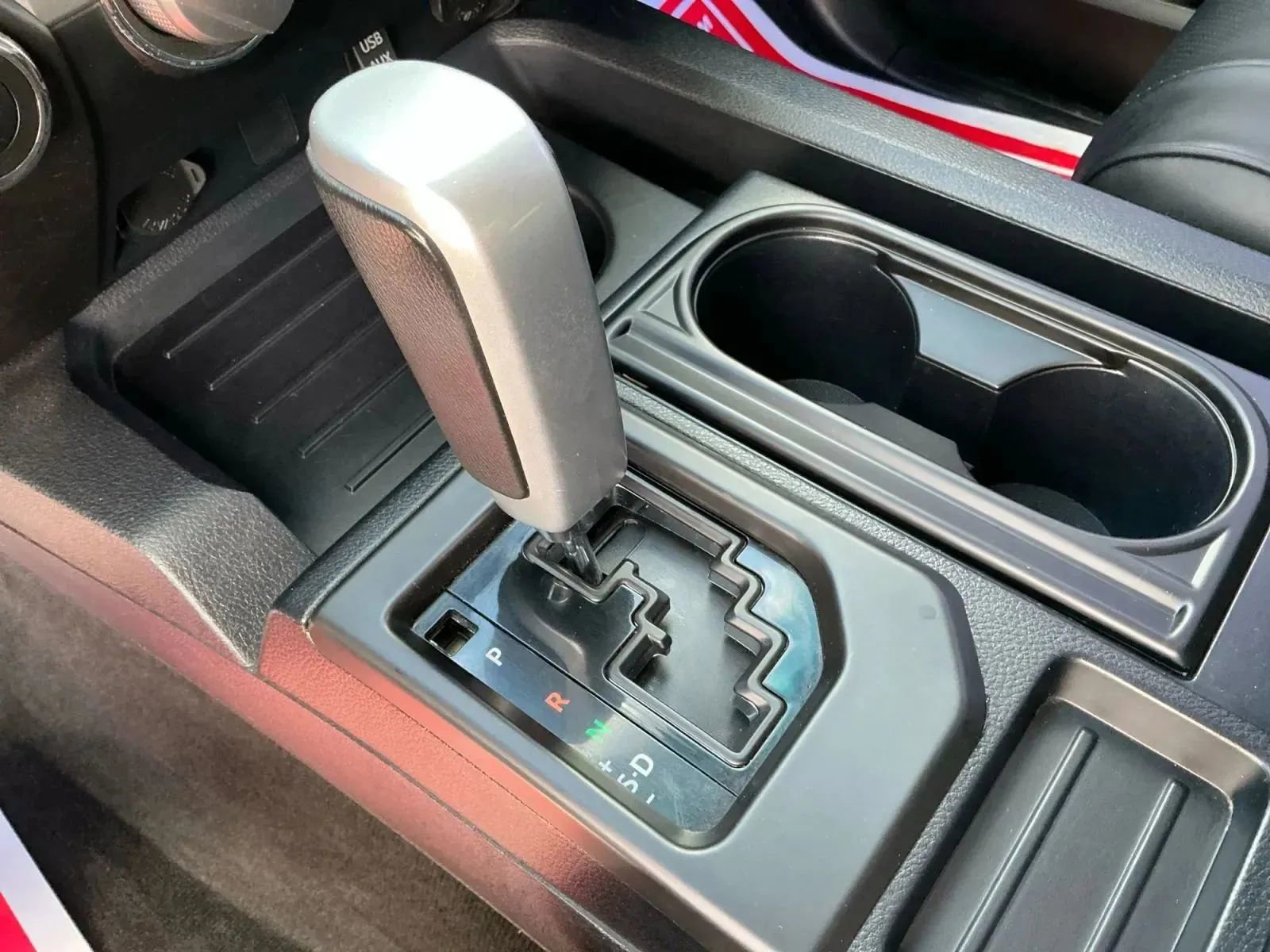 Used 2017 Toyota Tundra SR5 image 31